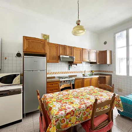 Casa Di Luca - Le Sorelle - A 1 Minuto Dal Centro Nyaraló San Remo